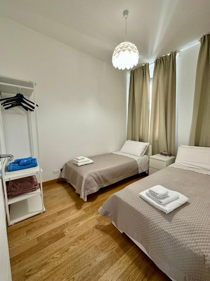 Due Passi Dal Porto Apartment Genoa Exterior photo