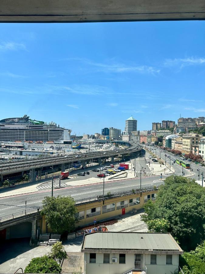 Due Passi Dal Porto Apartment Genoa Exterior photo